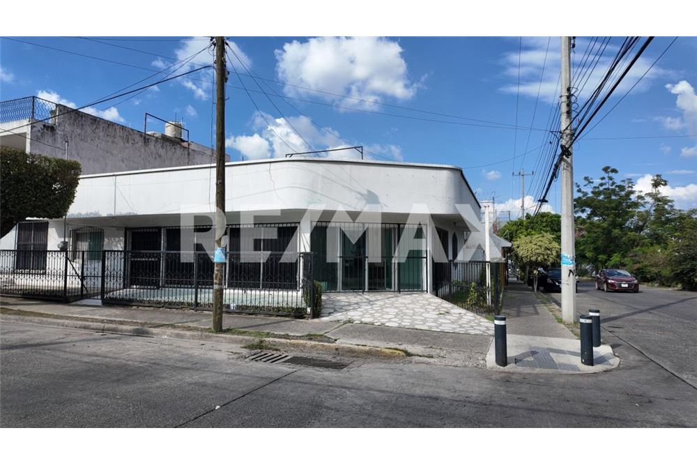 Commercial - Commercial/Retail - Guadalajara, Mexico - Mexico - 29 - 1001002008-1