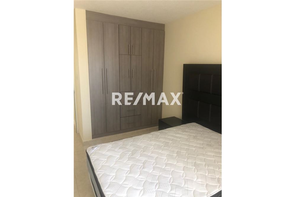 Residential - บ้านเดี่ยว - Salamanca, Mexico - Mexico - 12 - 1001111004-299
