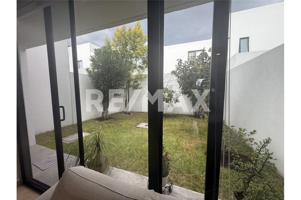 Residential - House - Querétaro, Mexico - Mexico - 24 - 1001065289-3