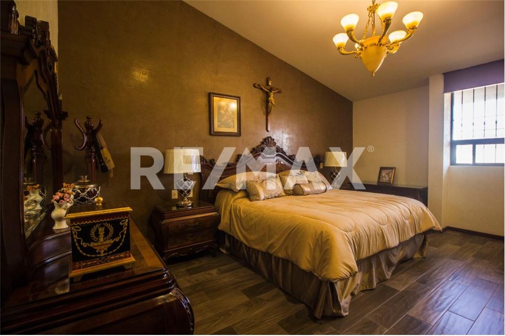 באזור מגורים - בית פרטי - Tlajomulco De Zúñiga, מקסיקו - Mexico - 19 - 1001002017-138