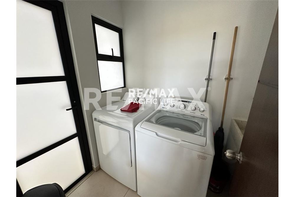 Residencial - Casa - Mazatlán, México - Mexico - 24 - 1001145045-46