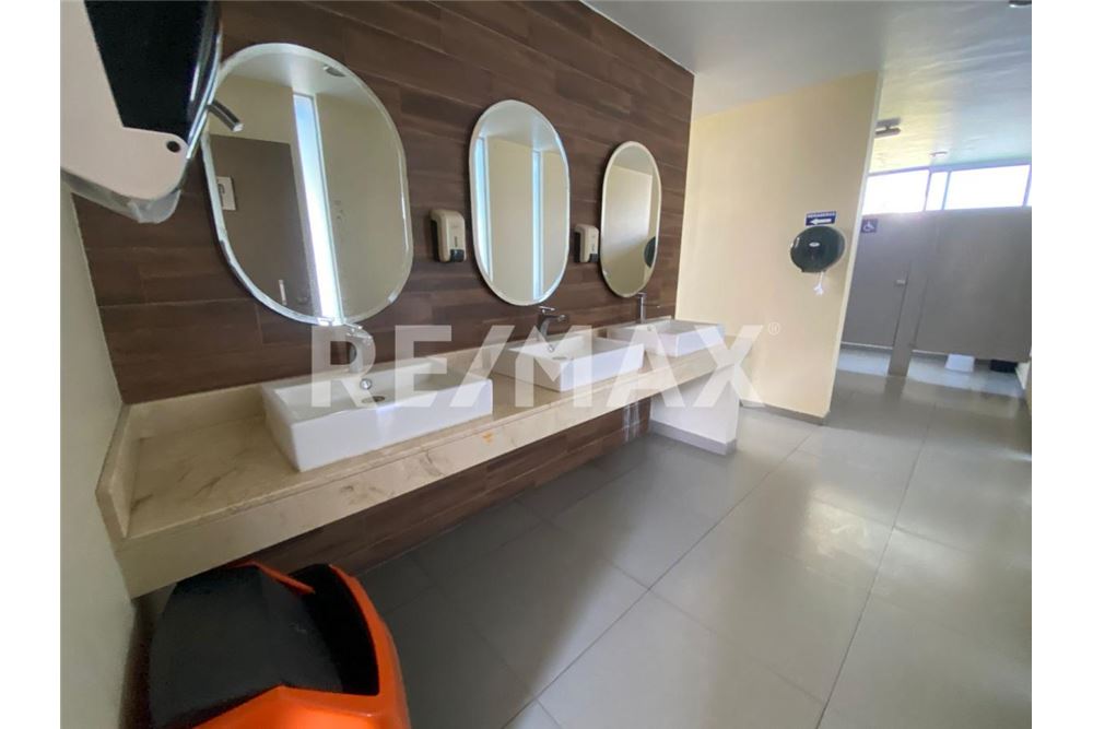 Residential - House - Tlajomulco De Zúñiga, Mexico - Mexico - 6 - 1001183067-10