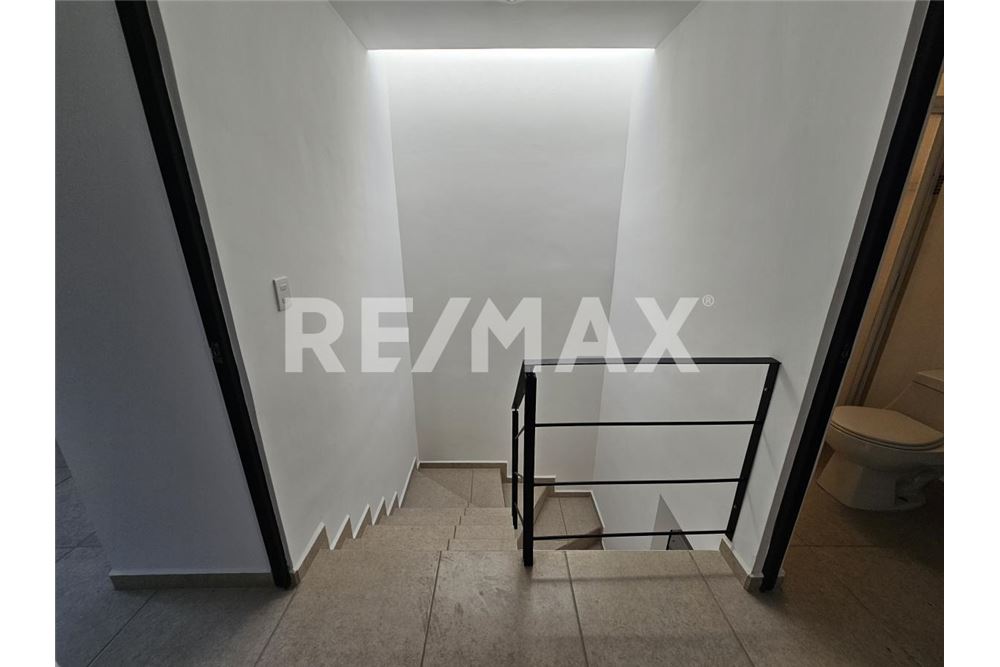 Residential - House - Querétaro, Mexico - Mexico - 18 - 1001065017-91