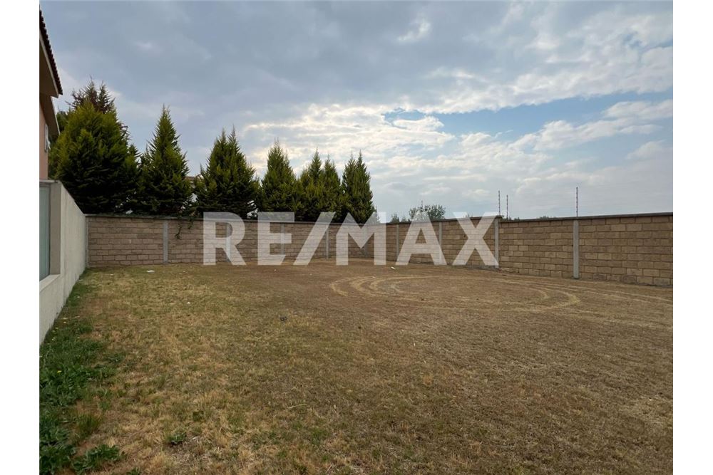 Residential - Plot of Land for Investment - Calimaya, Mexico - Mexico - 3 - 1001021001-703