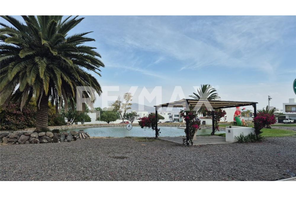 Residential - Plot of Land for Investment - Querétaro, Mexico - Mexico - 2 - 1001065104-680