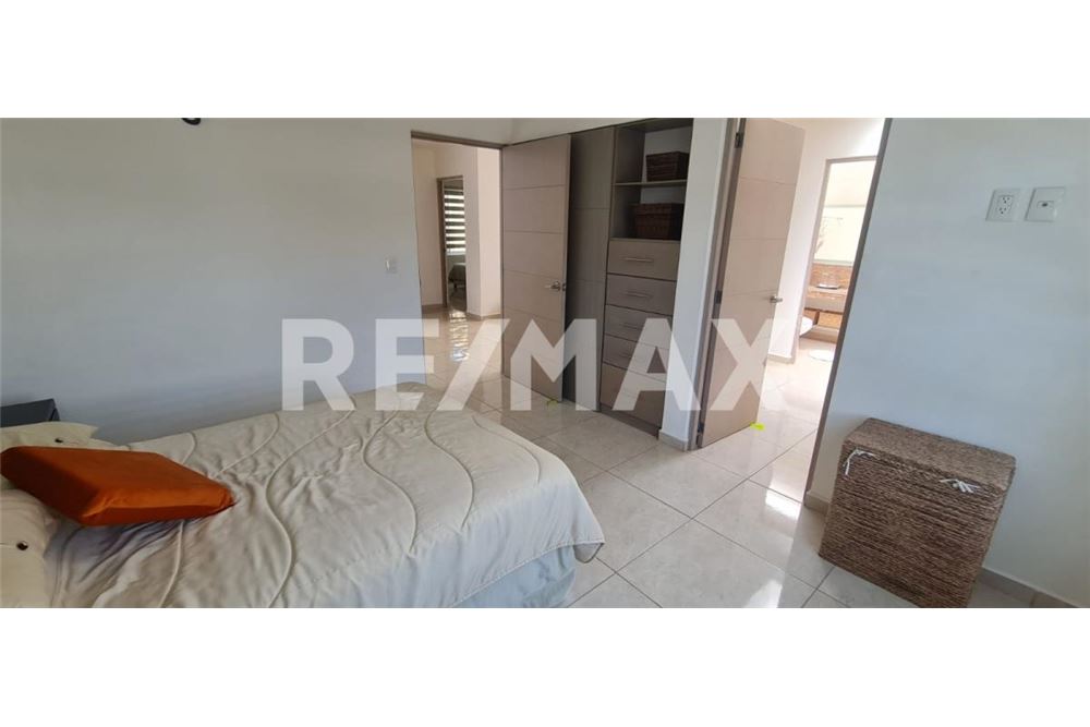 Residencial - Casa - Querétaro, México - Mexico - 16 - 1001065163-145