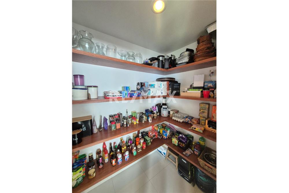 Residential - House - Ciudad López Mateos, Mexico - Mexico - 9 - 1001028014-27