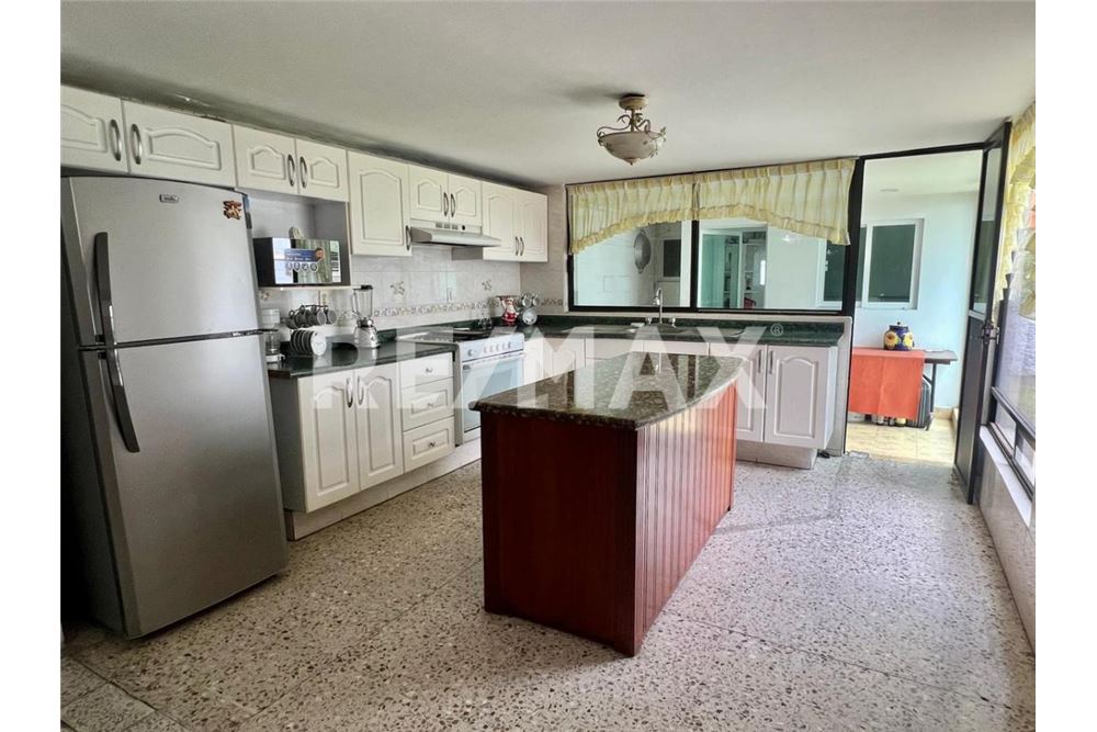 Residential - House - Naucalpan de Juárez, Mexico - Mexico - 8 - 1001028002-540