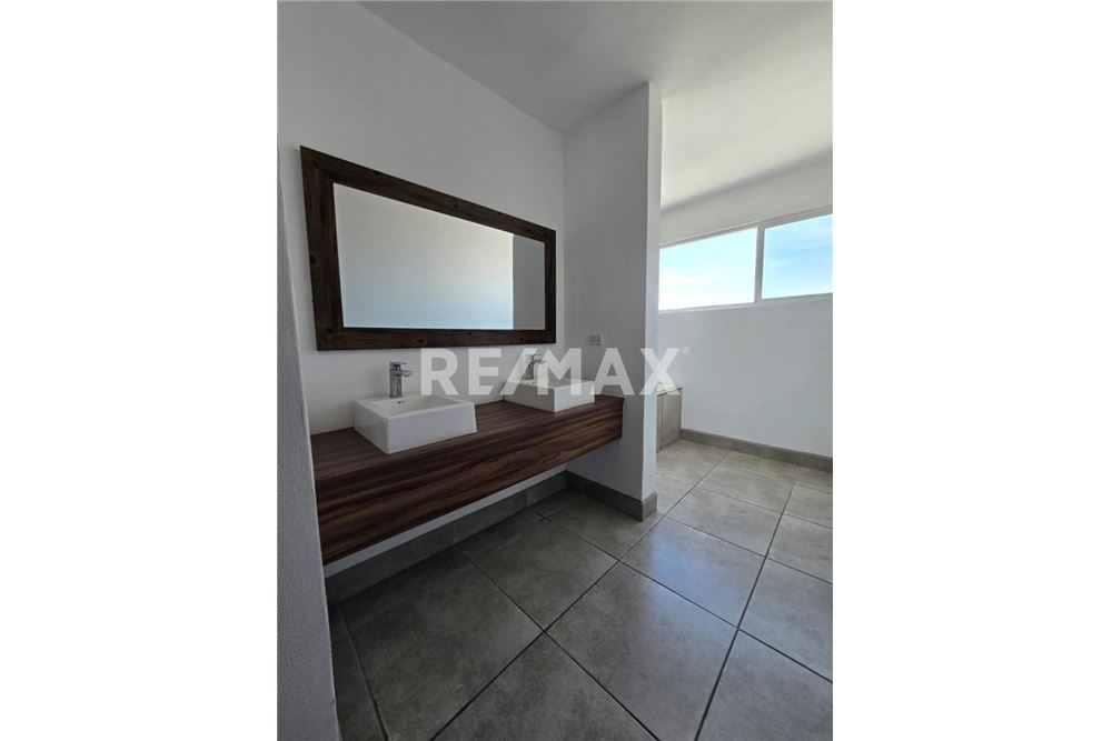 Residencial - Apartamento con terraza - Tijuana, México - Mexico - 13 - 1001150009-327