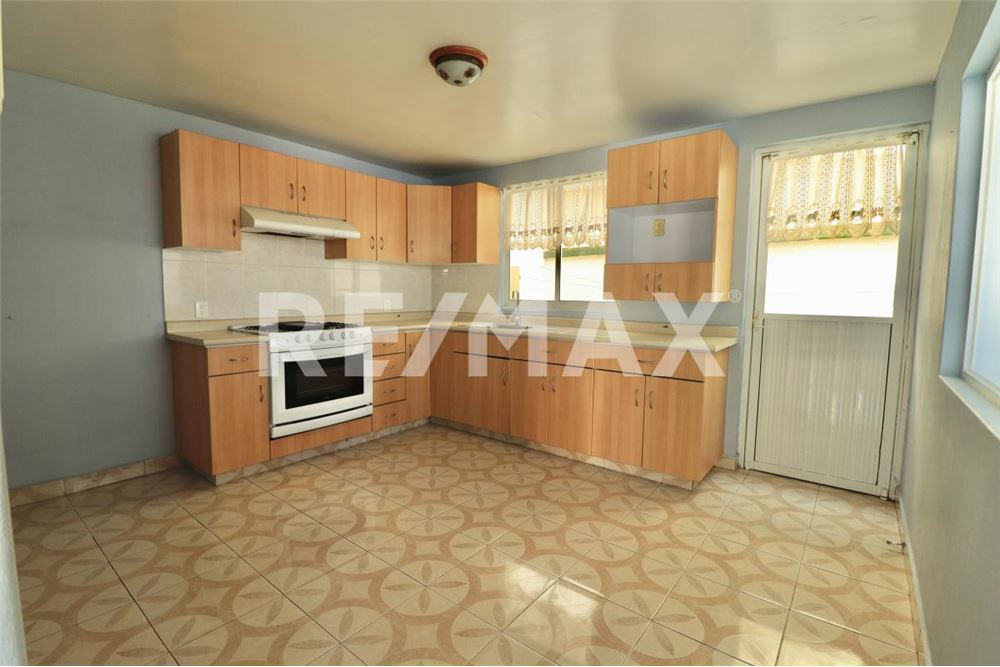 Residential - House - Naucalpan de Juárez, Mexico - Mexico - 9 - 1001028002-552