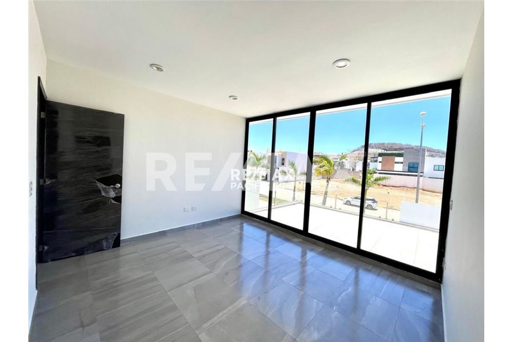 Residencial - Casa - Mazatlán, México - Mexico - 9 - 1001145010-325