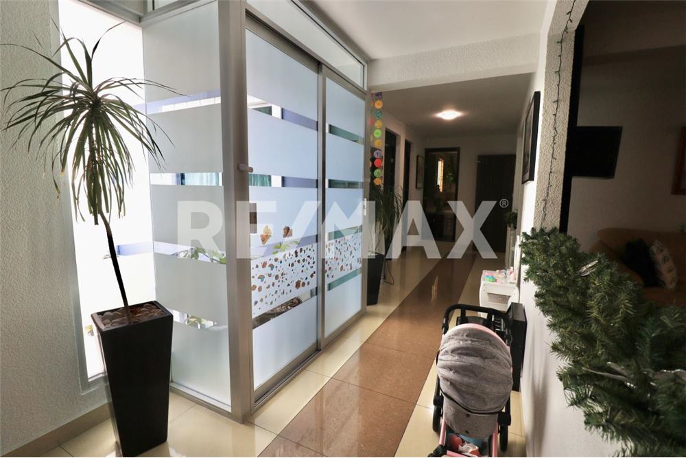 Residential - House - Ciudad de México, Mexico - Mexico - 10 - 1001028002-560