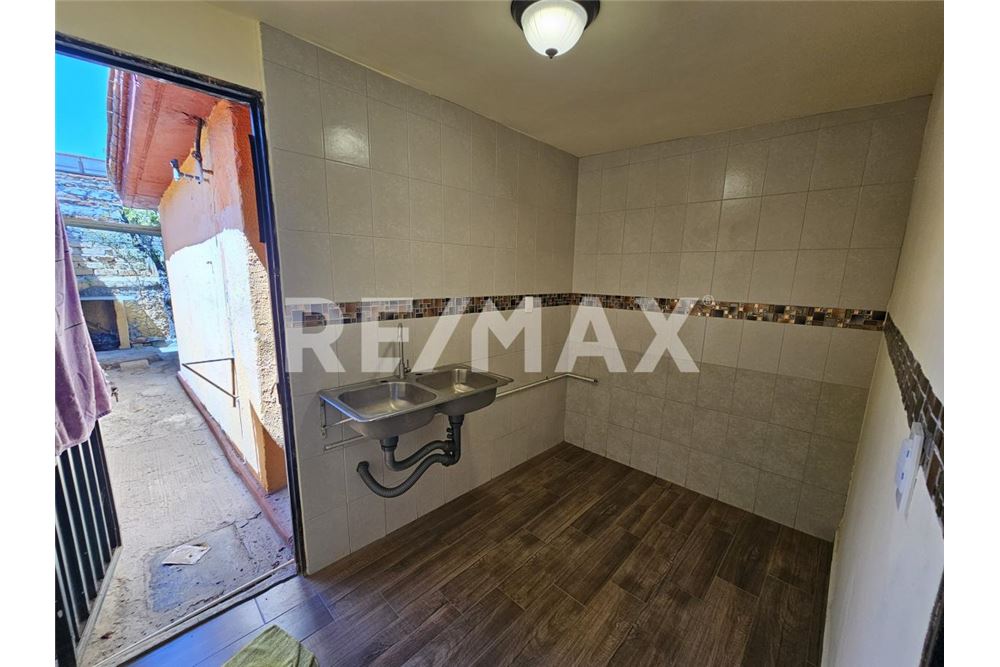 Residential - House - Querétaro, Mexico - Mexico - 10 - 1001065017-78