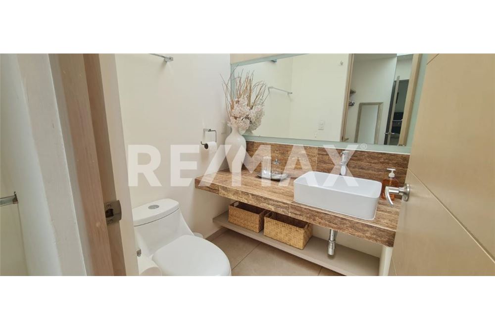 Residencial - Casa - Querétaro, México - Mexico - 18 - 1001065163-145