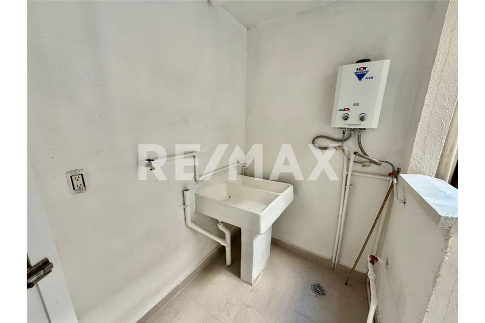 Residential - Apartment with roof - Ciudad de México, Mexico - Mexico - 14 - 1001028024-229