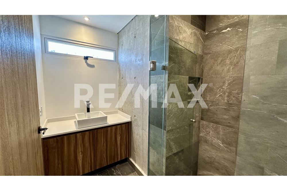 Residential - Apartment with roof - Huixquilucan, Mexico - Mexico - 14 - 1001028101-25