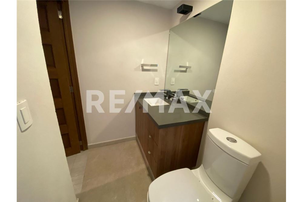 Residencial - Casa - Querétaro, México - Mexico - 11 - 1001065163-143