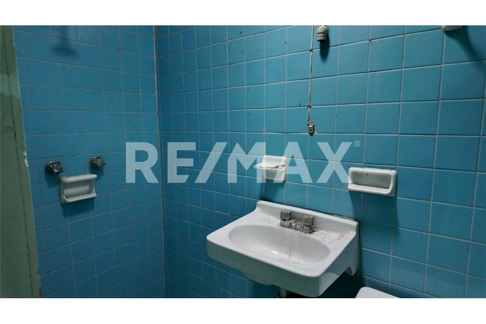 Commercial - Commercial/Retail - Guadalajara, Mexico - Mexico - 25 - 1001002008-1