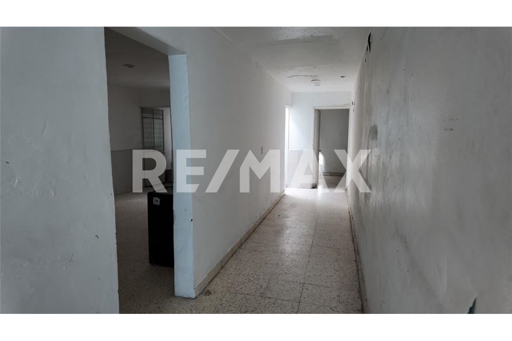 Commercial - Commercial/Retail - Guadalajara, Mexico - Mexico - 15 - 1001002008-1