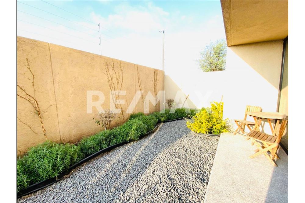 Prédio Habitacional - Casa - El Marques, México - Mexico - 15 - 1001065218-89