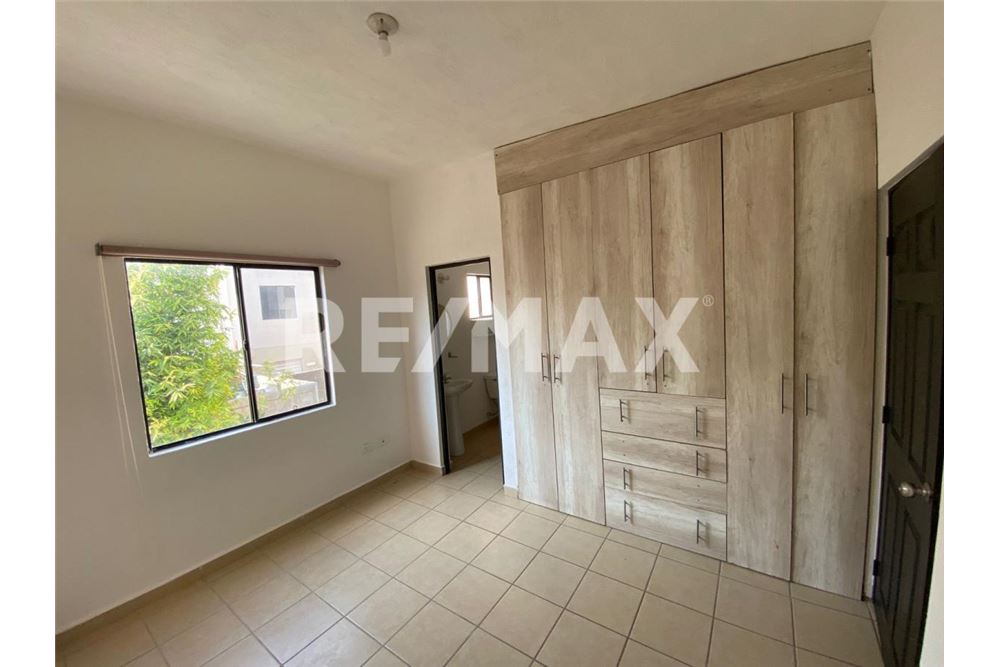 Residential - House - El Marques, Mexico - Mexico - 12 - 1001065286-15