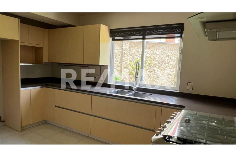 Residential - Condo/Apartment - Atizapán De Zaragoza, Mexico - Mexico - 6 - 1001028002-545