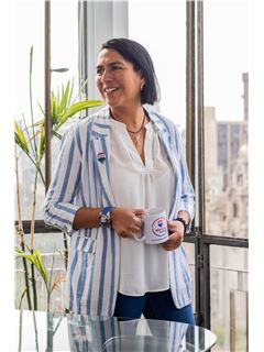 Fiorella Raquel Morán Bringas - RE/MAX VISION