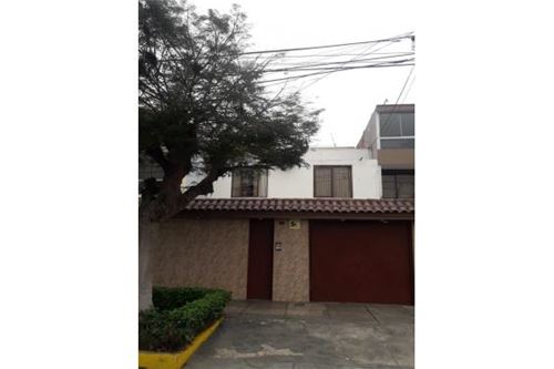 Residencial - Casa de campo - San Miguel, Lima - PE - 1002035094-17 ,  RE/MAX Global - Real Estate Including Residential and Commercial Real  Estate | RE/MAX, LLC.