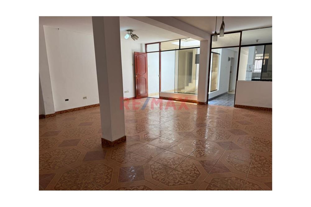 Residential - House - San Martin De Porres, Lima - Peru - 1 - 1002495028-2