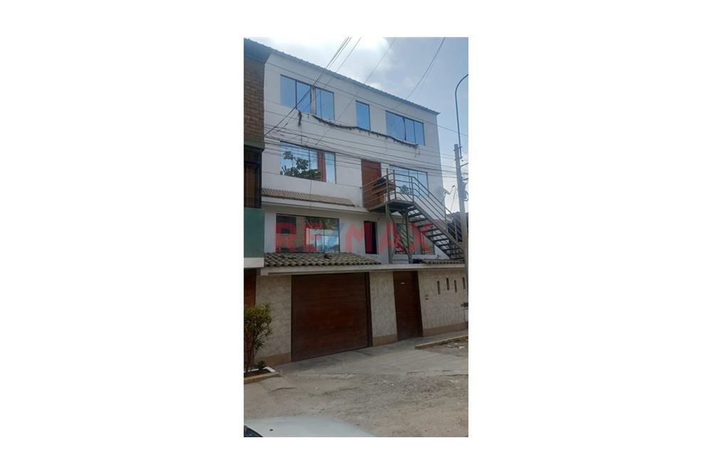 Residential - House - Villa Maria Del Triunfo, Lima - Peru - 1 - 1002495026-3