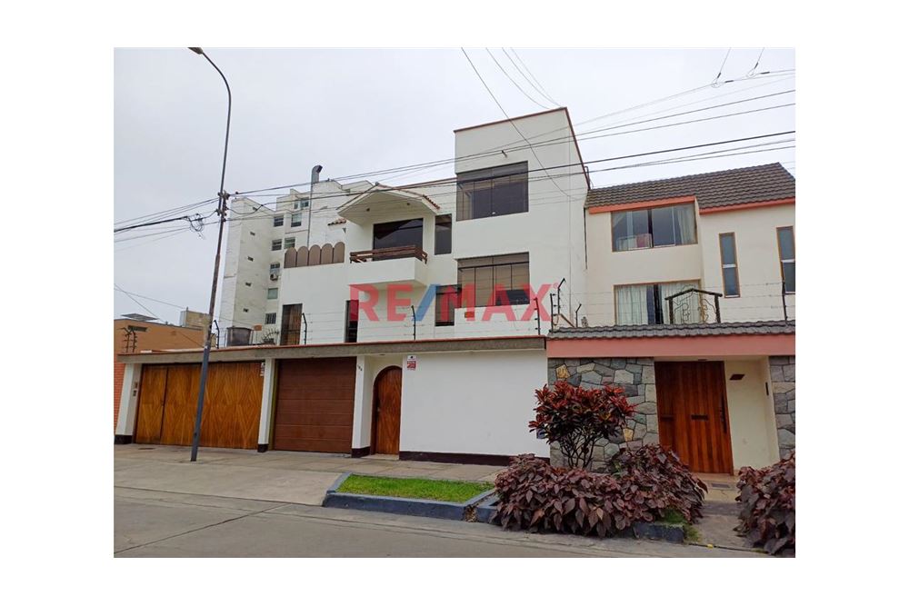 Residential - House - San Borja, Lima - Peru - 1 - 1002495014-14