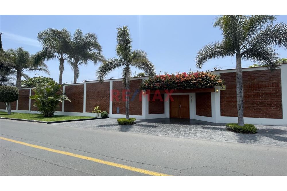 住宅 - 房子 - La Molina, Lima - Peru - 1 - 1002495013-1