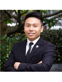 Rick Nguyen - REMAX Revolution