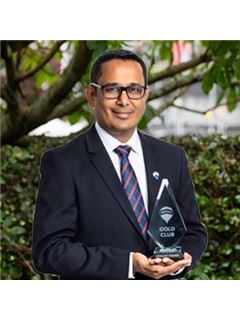 Hemant Parikh - REMAX Revolution