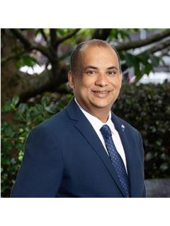 Surend Prasad - REMAX Revolution