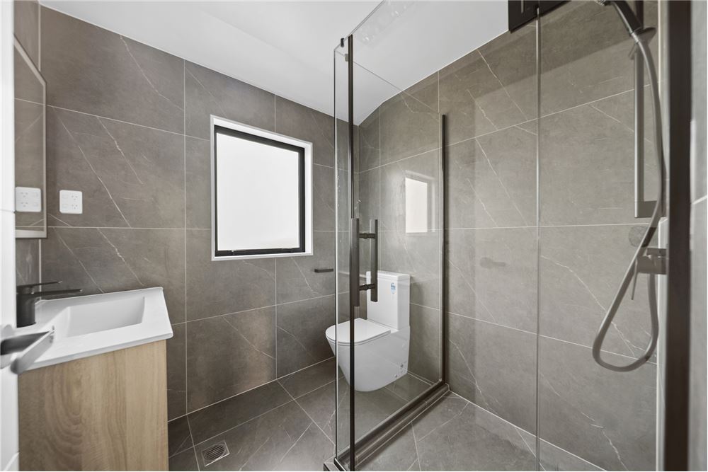 Residential - House - North Shore, New Zealand - New Zealand - 11 - 1003257073-26