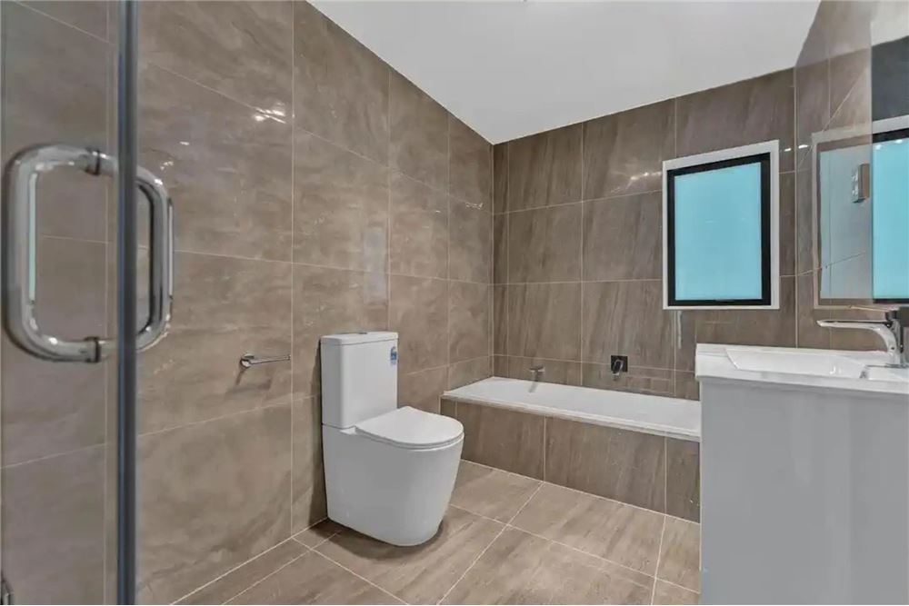 Residential - House - Manukau, New Zealand - New Zealand - 12 - 1003257067-5