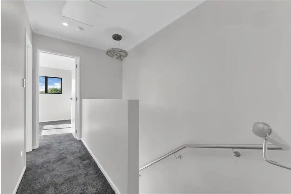 Residential - House - Manukau, New Zealand - New Zealand - 10 - 1003257067-7