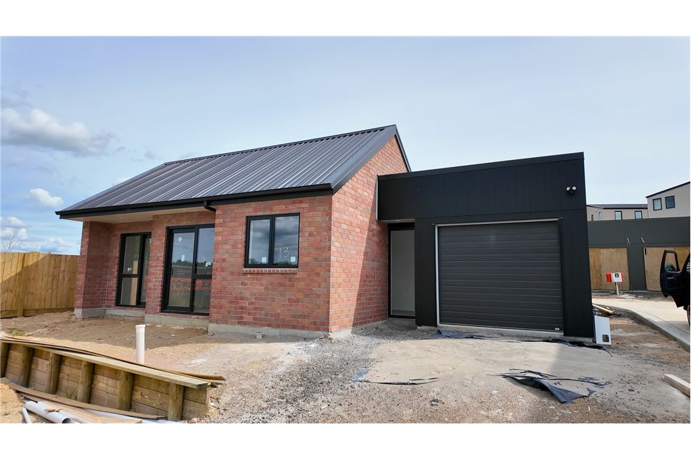 Residential - House - Hamilton City, New Zealand - New Zealand - 1 - 1003257073-17