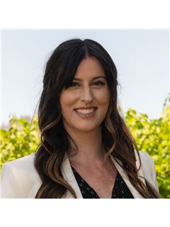 Emily Beckwith - RE/MAX Gold