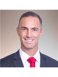 Scoop Slyman - REMAX Hawaii