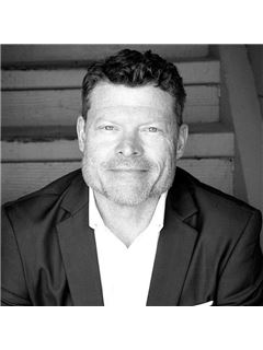 Lucas Dudley - RE/MAX Success