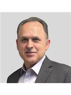 Javier Robles - RE/MAX New Dimension