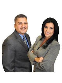 Leovy Albarado - RE/MAX All-Pro