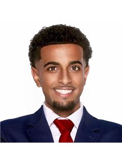 Qayes Abdulla - RE/MAX Accord