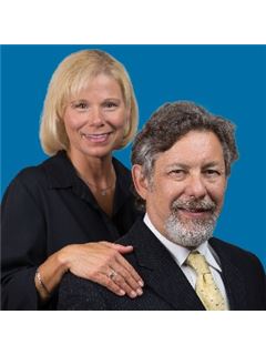 Diane M. Landsberg - RE/MAX Real Estate Specialists