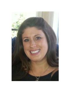 Associate - Elizabeth Anne Whieldon - RE/MAX Lakeside