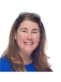 Trisa Fischer - REMAX Hawaii