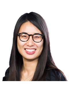 Tina Zhen - RE/MAX 2000