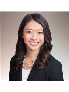 Carlee Hirano - REMAX Hawaii